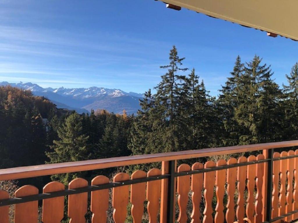 Between Slopes And Golf Facing The Alps Crans-Montana Exterior photo